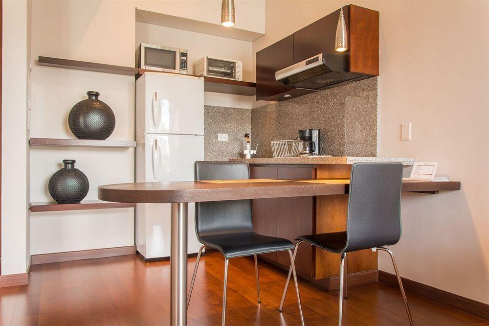 Nico Apartasuites Bogotá Extérieur photo